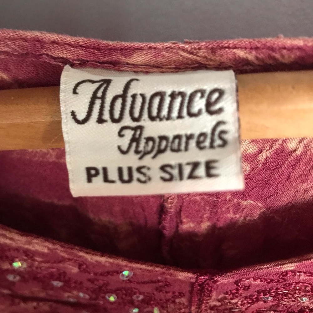 Sleeve Advance Apparels Shirt
Sequins Embellished Plus Size - Picture 3 of 9